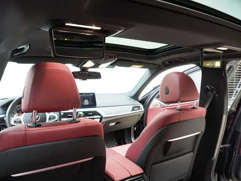 BMW 5 Series 2022 530Li xDrive M Sport Package — 11
