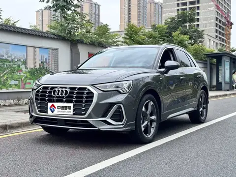Audi Q3 2022 35 TFSI Stylish and Dynamic
