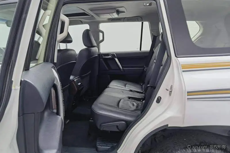 Prado 2016 3.5L Automatic TX-L NAVI — 19