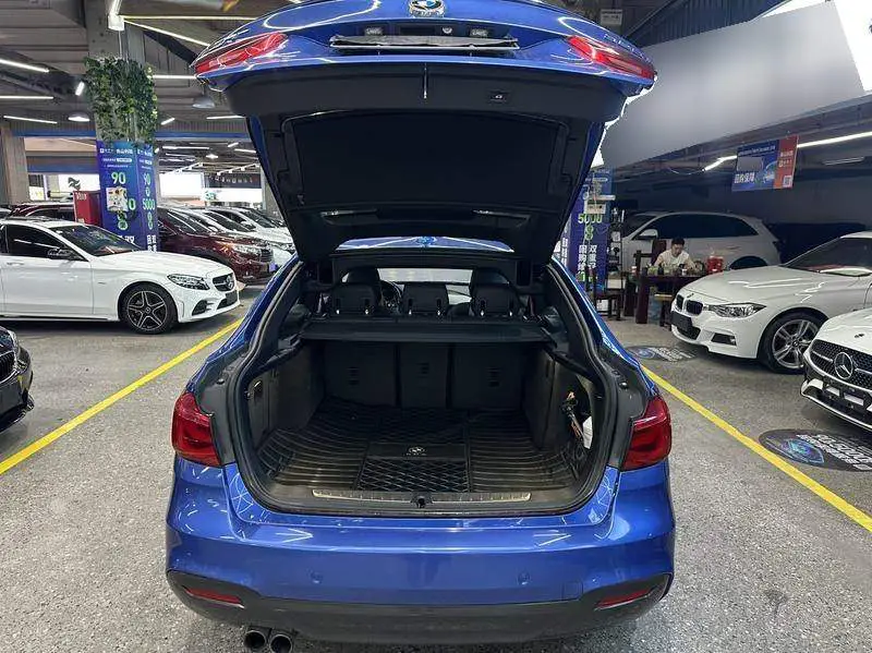 BMW 3 Series GT 2017 320i M Sport — 18