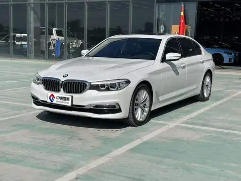 BMW 5 Series 2019 525Li Luxury Package