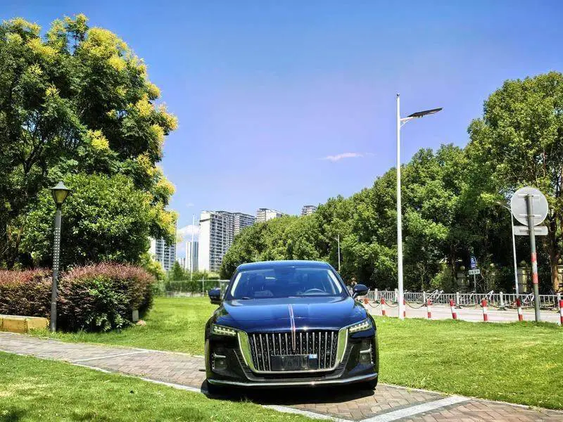 Hongqi H5 2024 1.5T DCT Zhilian Qiyue Edition — 2