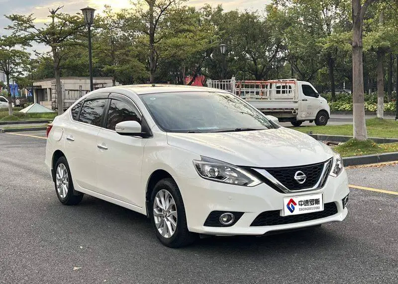 Sylphy 2018 1.6XV CVT Premium Edition — 3
