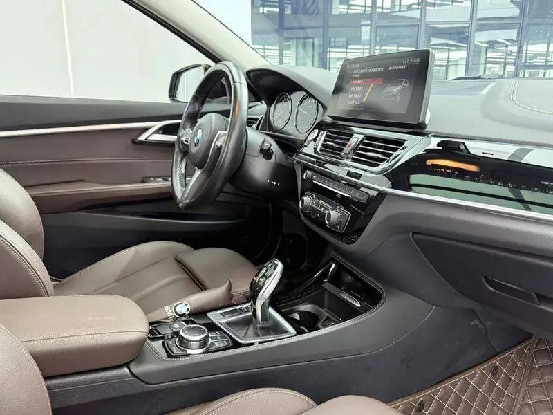 BMW 1 Series 2023 120i M Sport Edition — 12