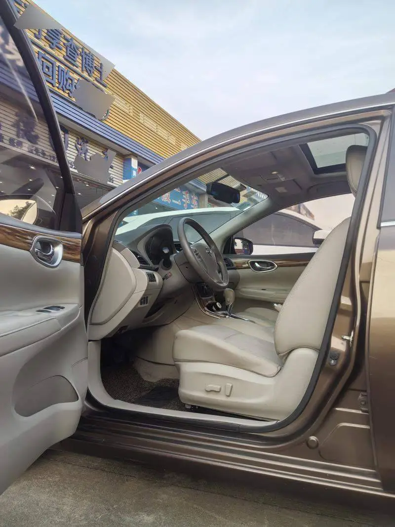 Sylphy 2014 1.6XV CVT Premium Edition — 7