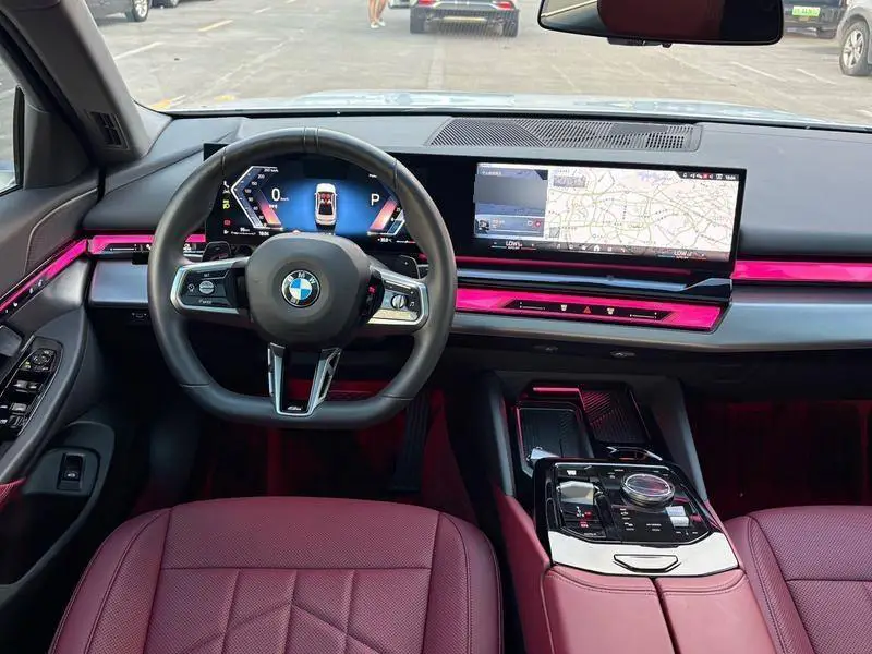 BMW 5 Series 2025 525Li M Sport Package — 16