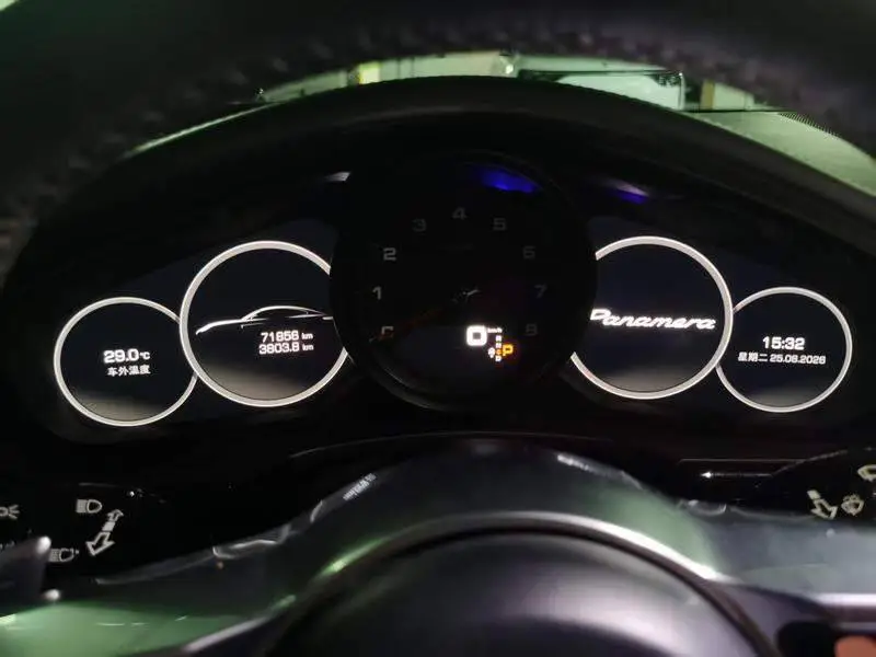 Panamera 2017 Panamera 3.0T — 5