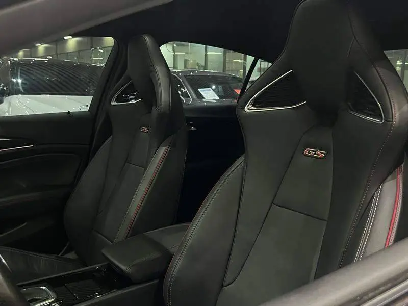 Regal 2017 GS 28T Luxury — 13