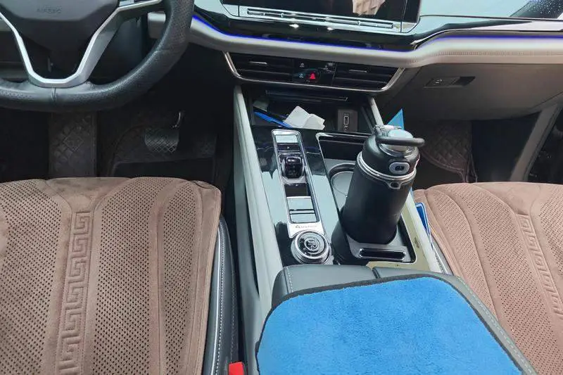 Touron 2022 380TSI 4WD Luxury Edition — 13