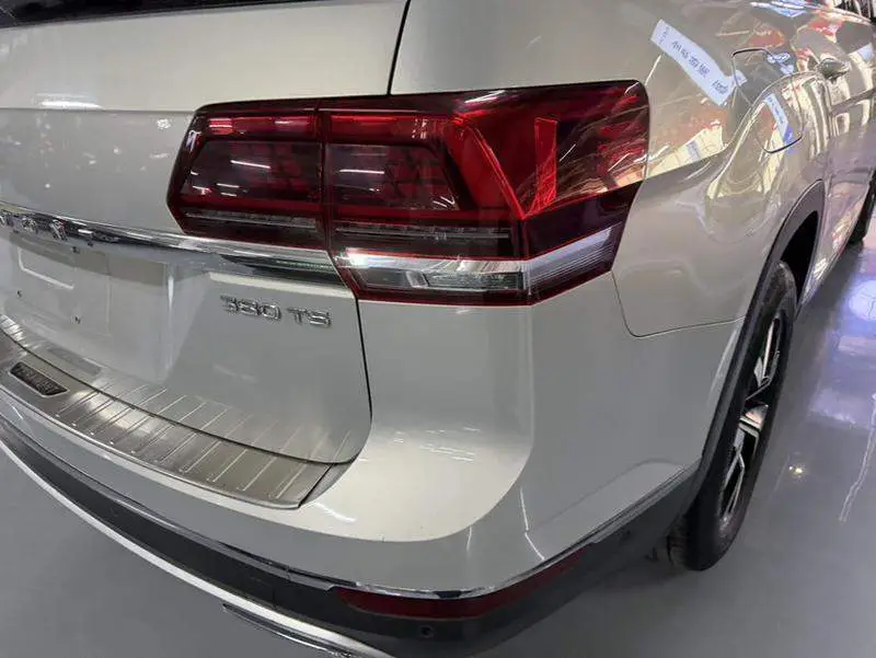 Touron 2017 380TSI 4WD Luxury Edition — 8