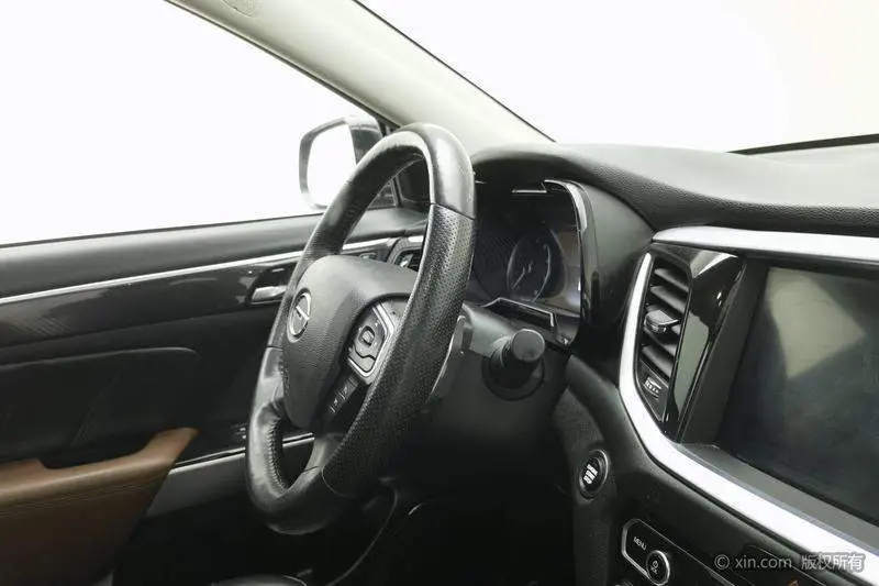 Trumpchi GS7 2017 320T 2WD Luxury Smart Link — 11