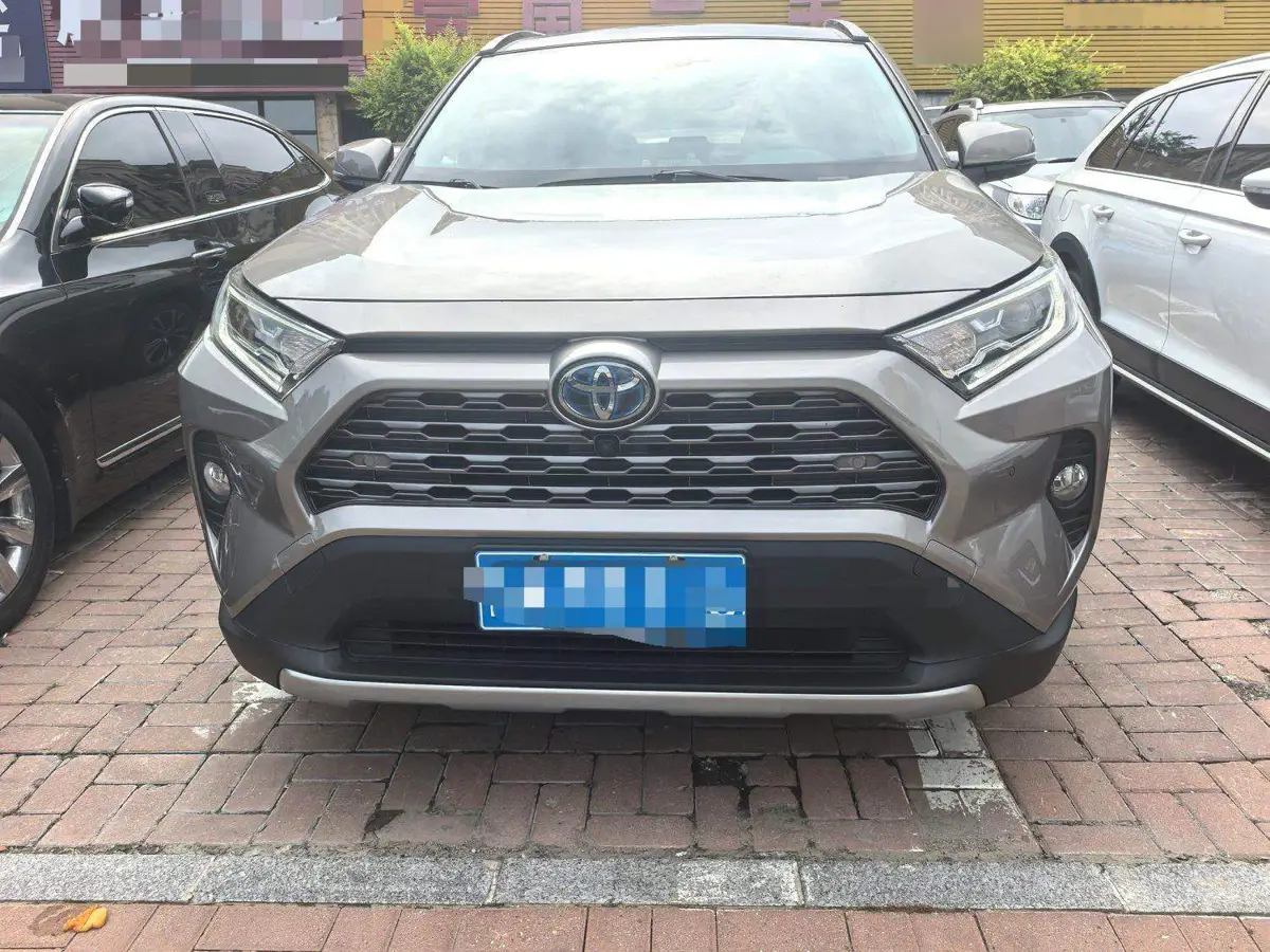 RAV4 Rongfang 2020 Hybrid 2.5L E-CVT 4WD Flagship Edition — 3