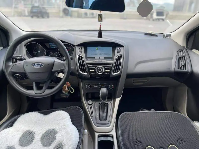 Fox 2017 Sedan 1.6L Automatic Comfort Smart Edition — 7