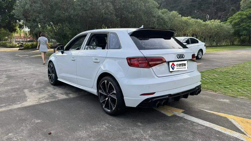 Audi A3 2018 30th Anniversary Sportback 35 TFSI Fashion Edition — 5