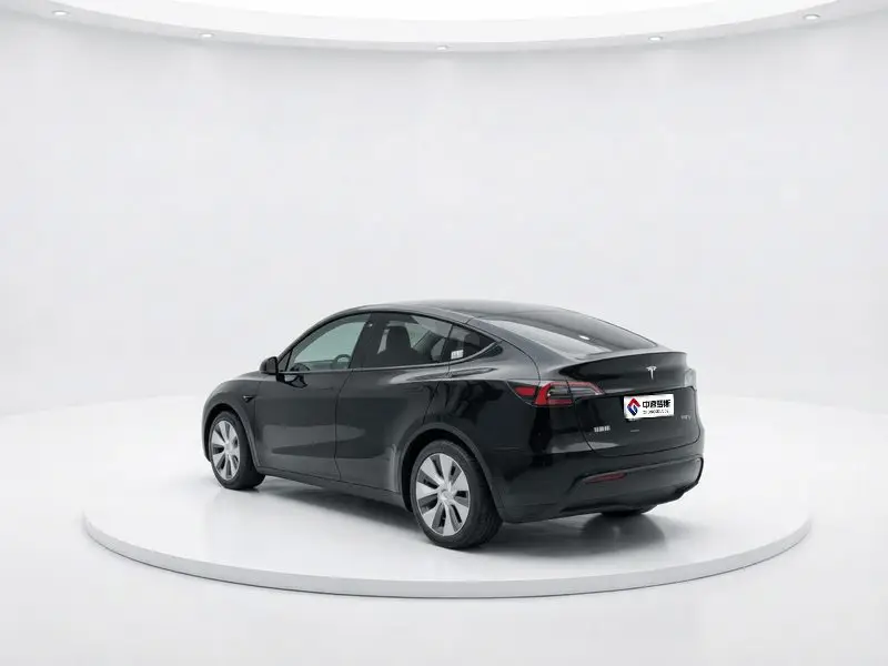 Model Y 2022 facelifted rear-wheel drive version — 3