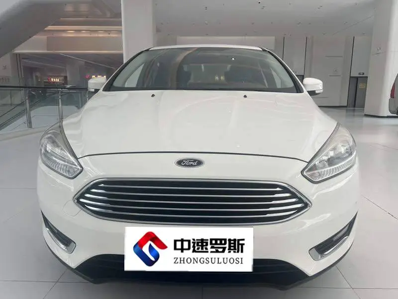 Fox 2017 EcoBoost 180 Automatic Elite Sedan — 2