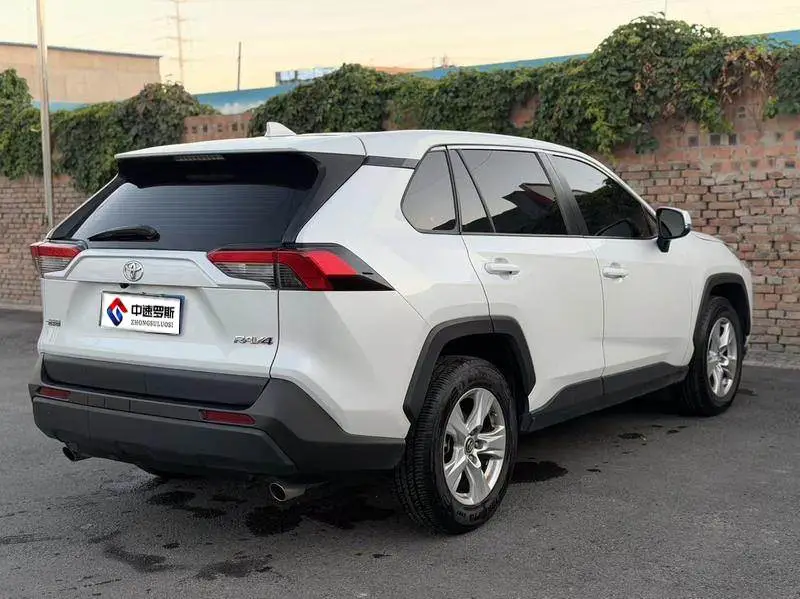 RAV4 Rongfang 2023 2.0L CVT 2WD Urban Edition — 6