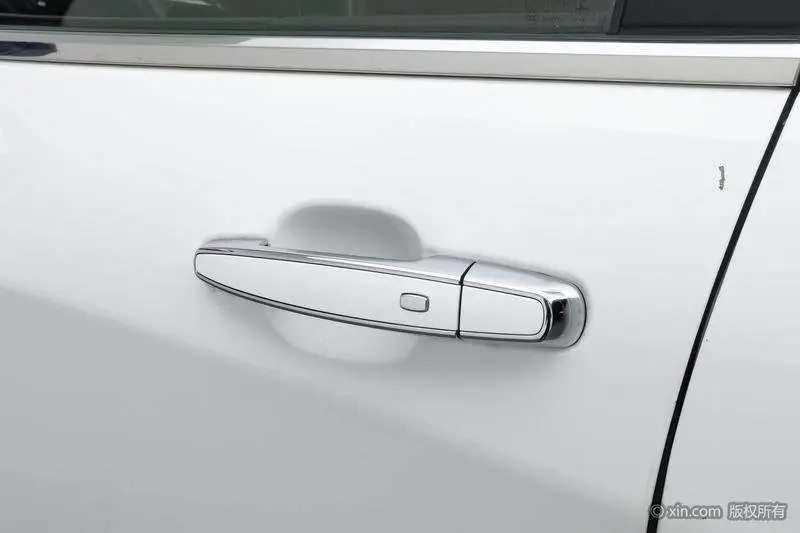 Explorer 2018 535T Automatic Driving Edition — 8