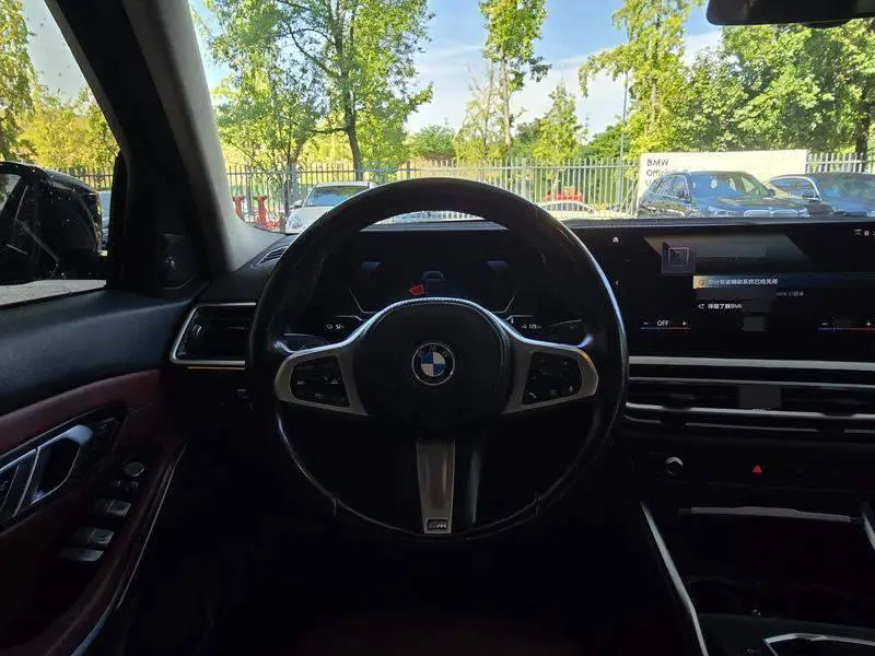 BMW i3 2023 eDrive 40 L Night Sport Package — 12