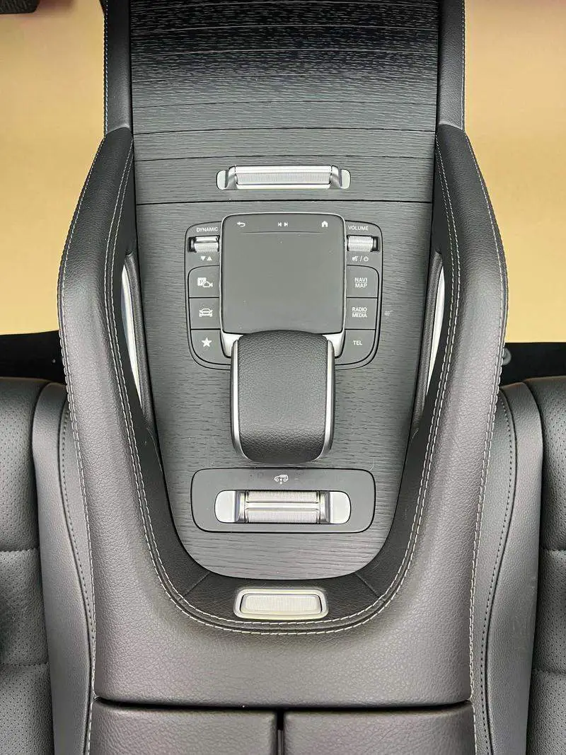 Mercedes-Benz GLE 2022 GLE 450 4MATIC Luxury — 10