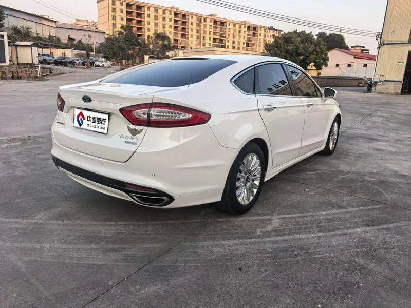 Mondeo 2013 2.0L GTDi200 Luxury Model — 7