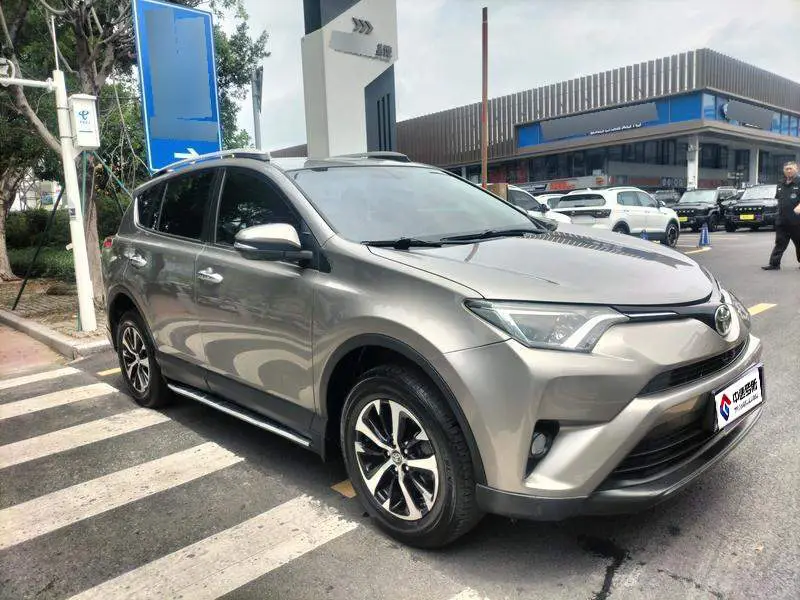 RAV4 Rongfang 2019 2.0L CVT 2WD Fashion Edition National VI — 3