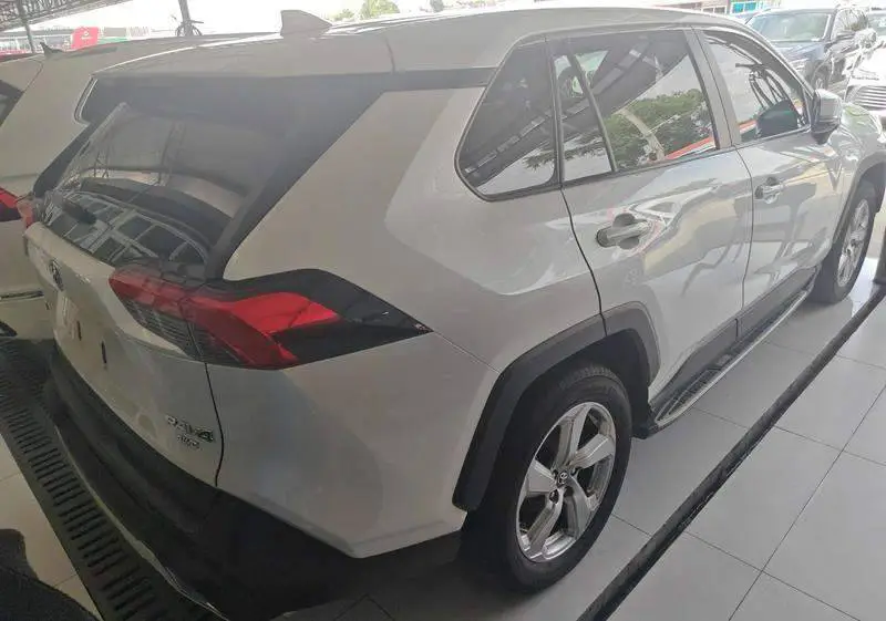 RAV4 Rongfang 2021 2.0L CVT 4WD Fashion PLUS Edition — 6