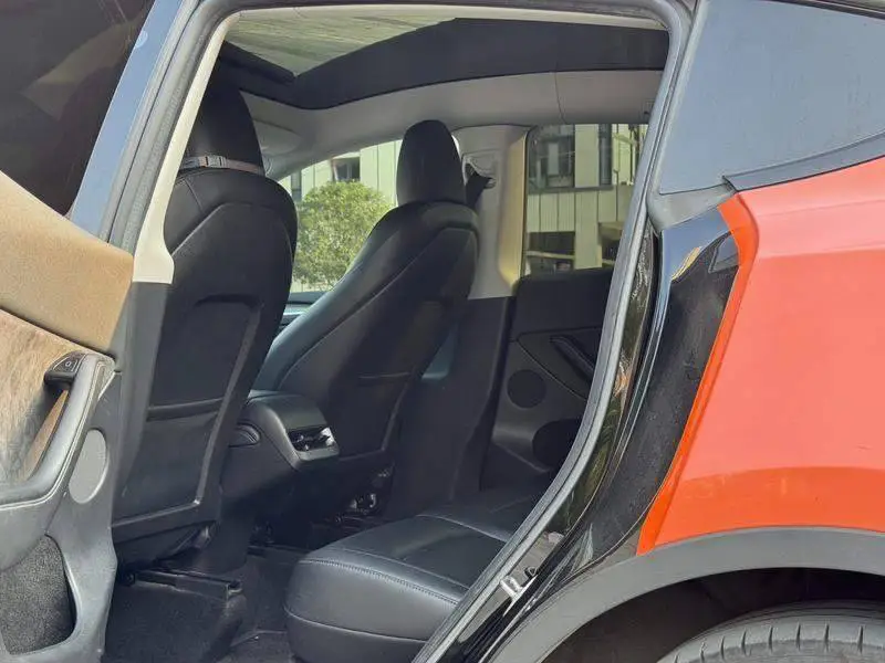 Model Y 2022 facelifted rear-wheel drive version — 11