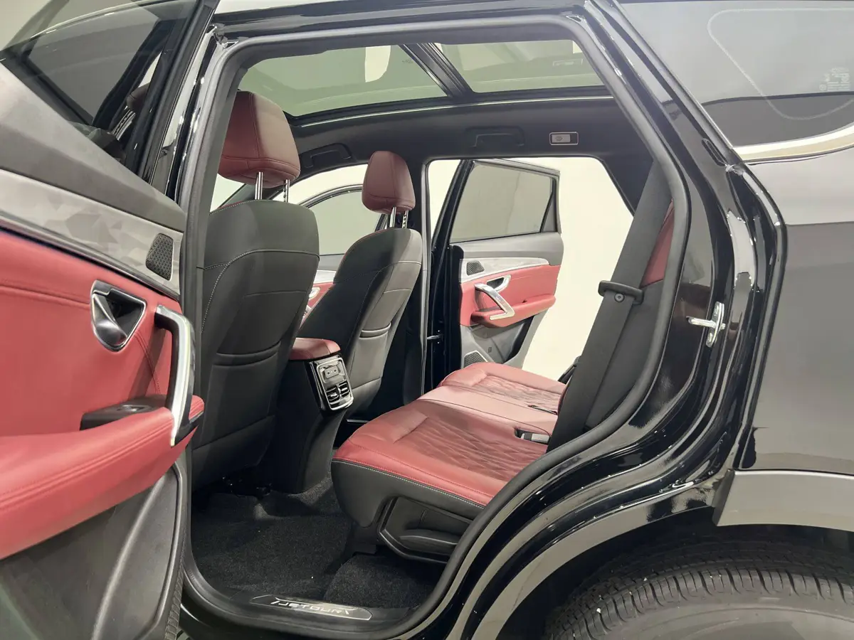 JETOUR X70 PLUS 2023 1.5T DCT Brave PLUS 5-seater — 15