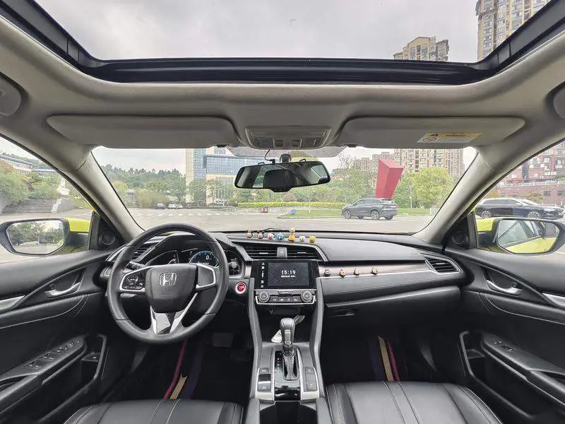 Civic 2019 220TURBO CVT Dynamic Edition National V — 7