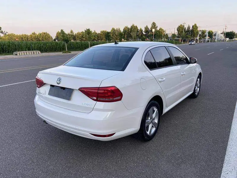 Lavida 2017 1.6L Manual Fashion Edition — 6