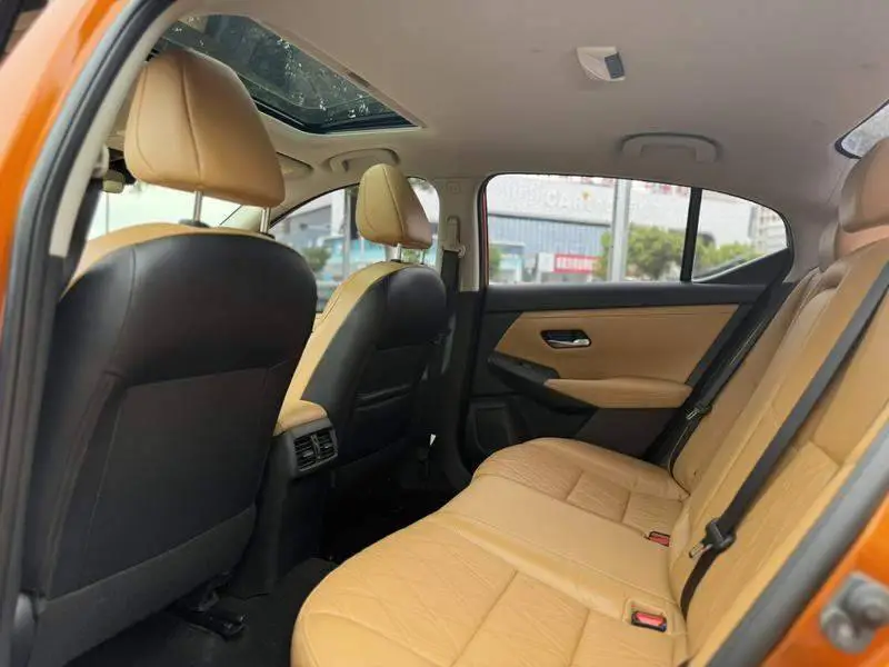 Sylphy 2020 1.6L TOP CVT Luxury Edition — 16