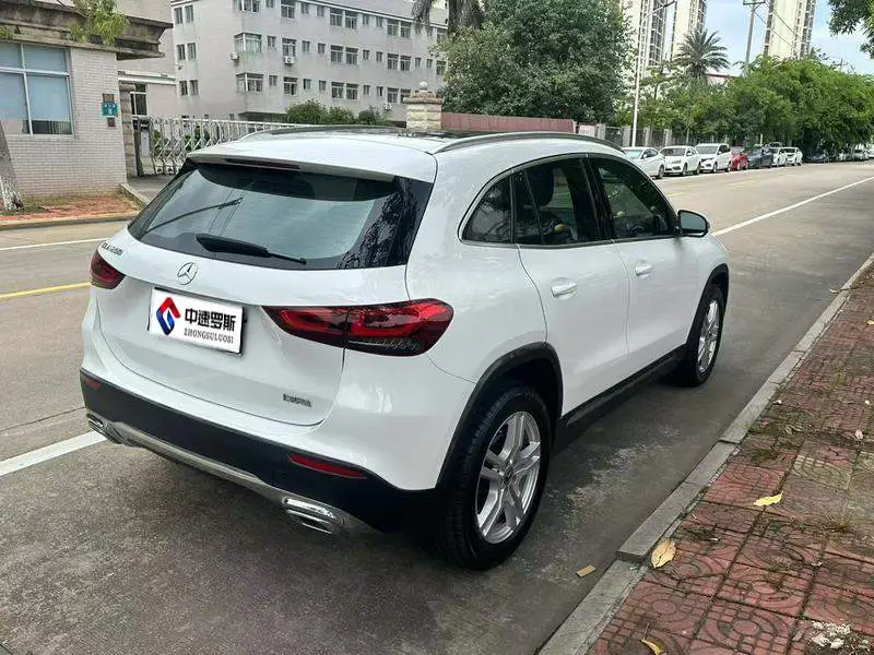 Mercedes-Benz GLA 2023 GLA 200 — 5
