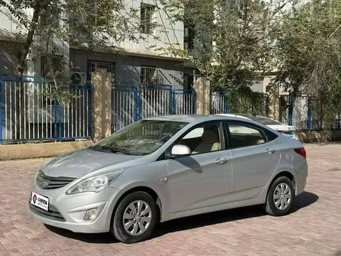 Rena 2010 Sedan 1.4L Automatic Comfort GS
