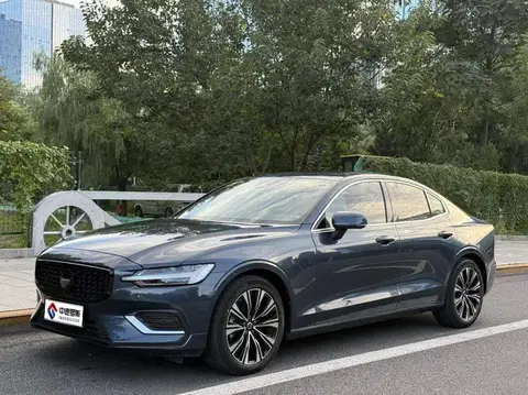Volvo S60 2023 B4 Zhiyuan Deluxe Edition