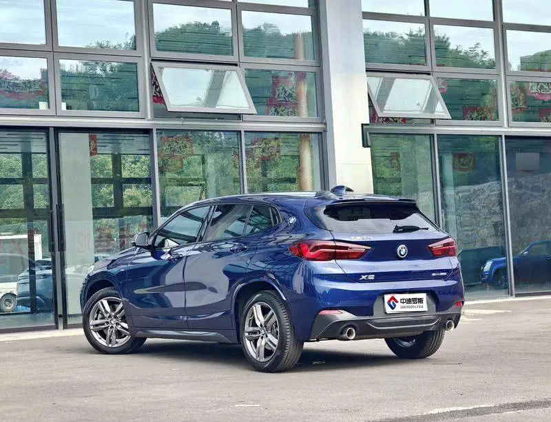 BMW X2 2020 sDrive25i Leading M Sport Package — 4