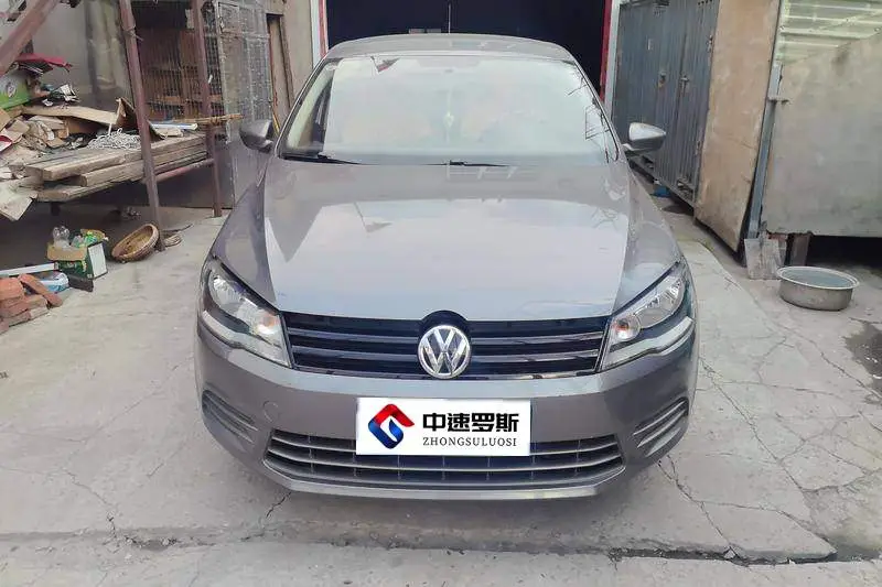 Jetta 2015 1.6L Manual Fashion Model — 2