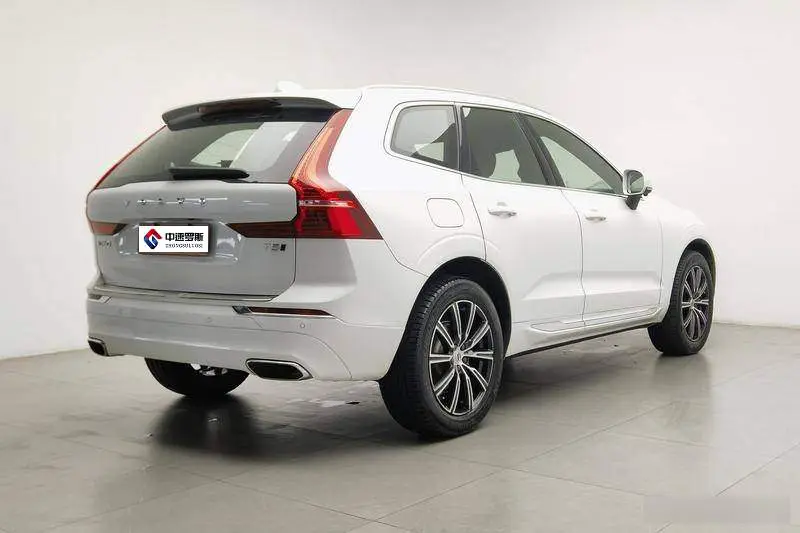 Volvo XC60 2021 T5 4WD Zhiyuan Deluxe Edition — 4
