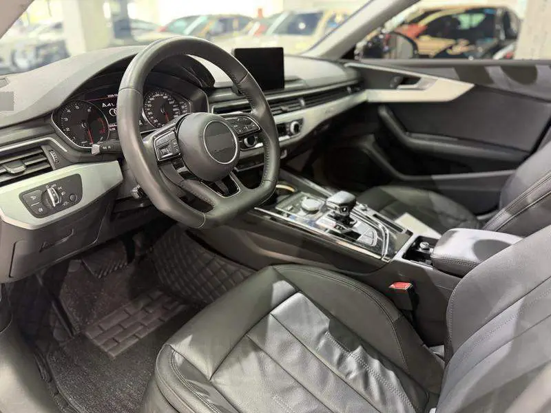 Audi A4L 2019 45 TFSI quattro Personality Sports Edition National V — 13