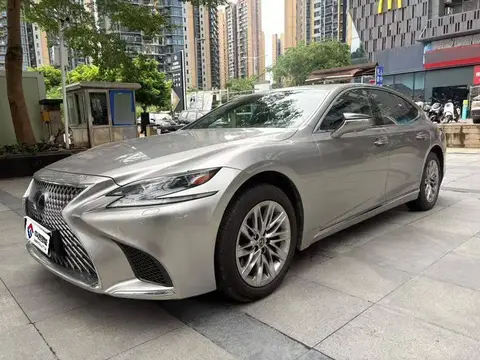 Lexus LS 2018 500h Luxury Edition National V