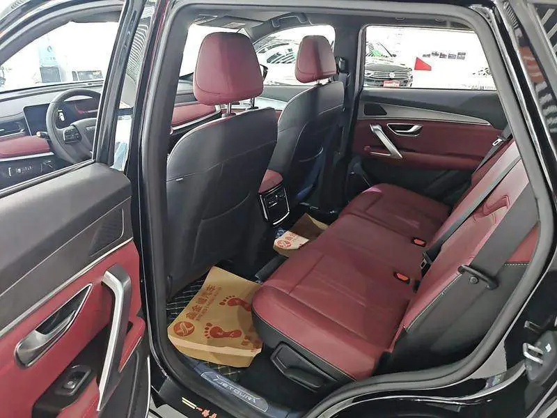 JETOUR X70 PLUS 2025 Champion Edition 1.5T DCT Champion PRO 5-seater — 15
