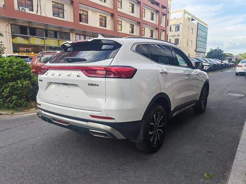 Haval H6 2023 National Trend Edition 1.5T Automatic City Edition — 6