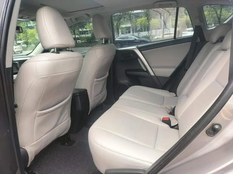 RAV4 Rongfang 2019 2.0L CVT 2WD Fashion Edition National VI — 18