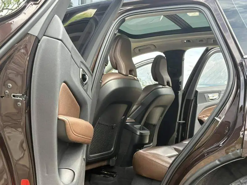 Volvo XC60 2020 T5 4WD Zhiyi Luxury Edition — 13