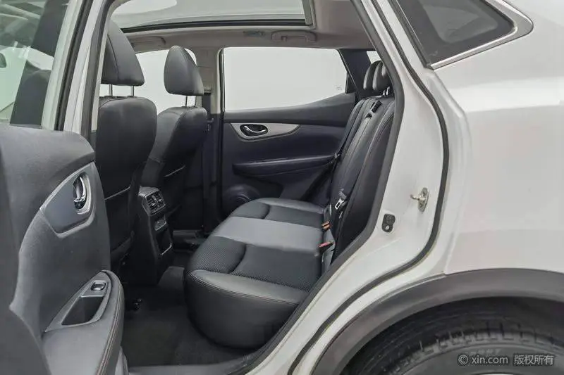 Qashqai 2019 2.0L CVT Deluxe Edition — 19