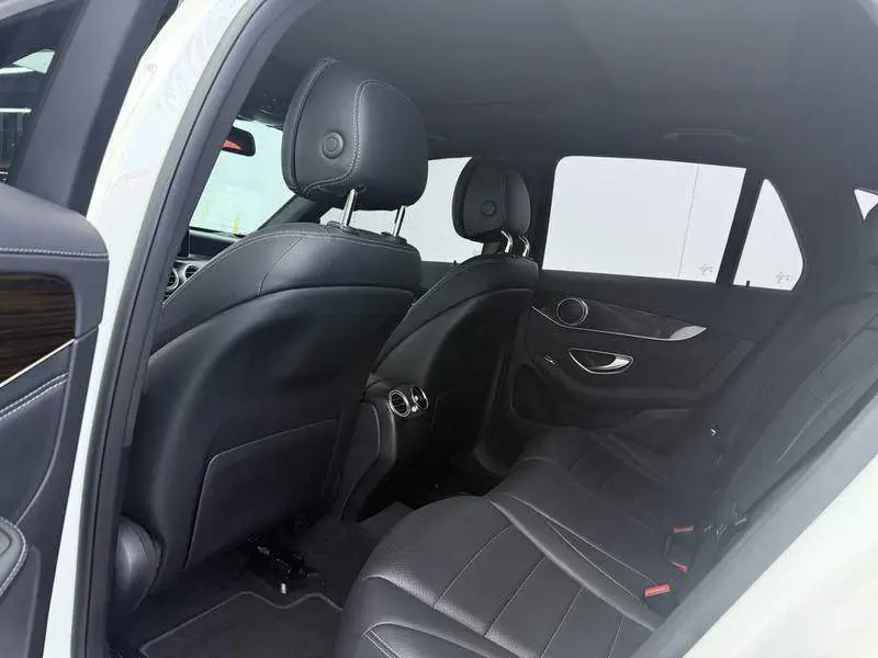 Mercedes-Benz GLC 2017 GLC 260 4MATIC Dynamic — 14