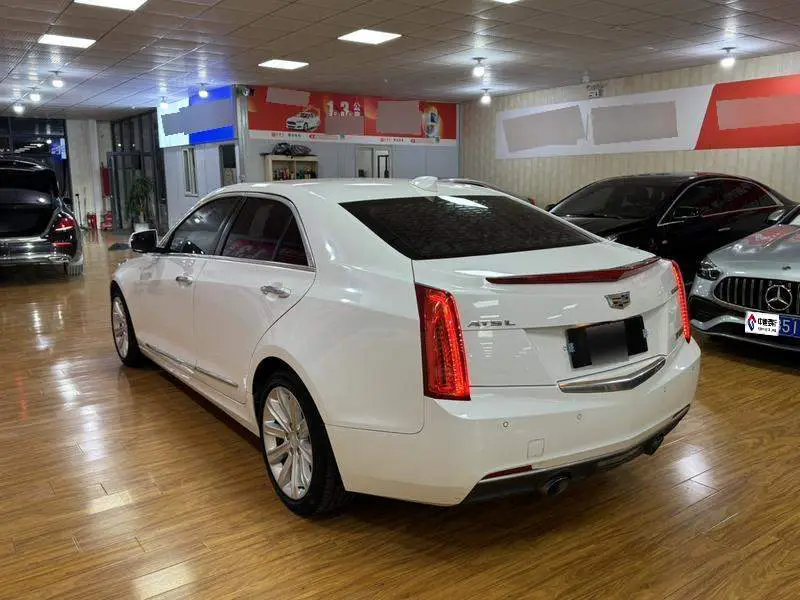 Cadillac ATS-L 2017 28T Fashion Model — 4