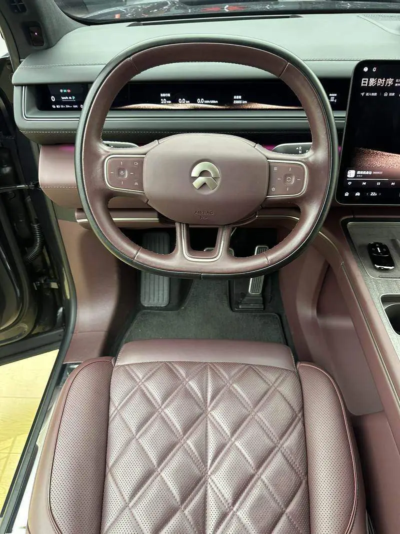 NIO ES8 2026 Six-Seat Executive Signature Edition — 11