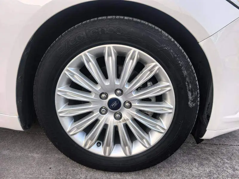 Mondeo 2013 2.0L GTDi200 Luxury Model — 8