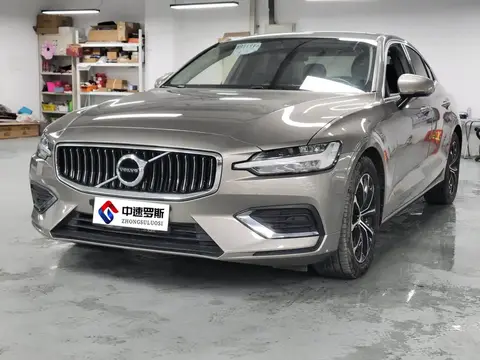 Volvo S60 2021 T4 Zhiyi Luxury Edition